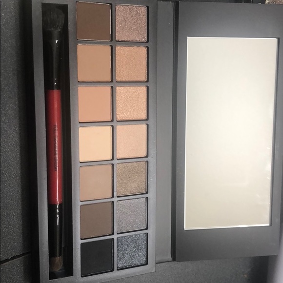 New or gently used 100% authentic makeup - Picture 8 of 8